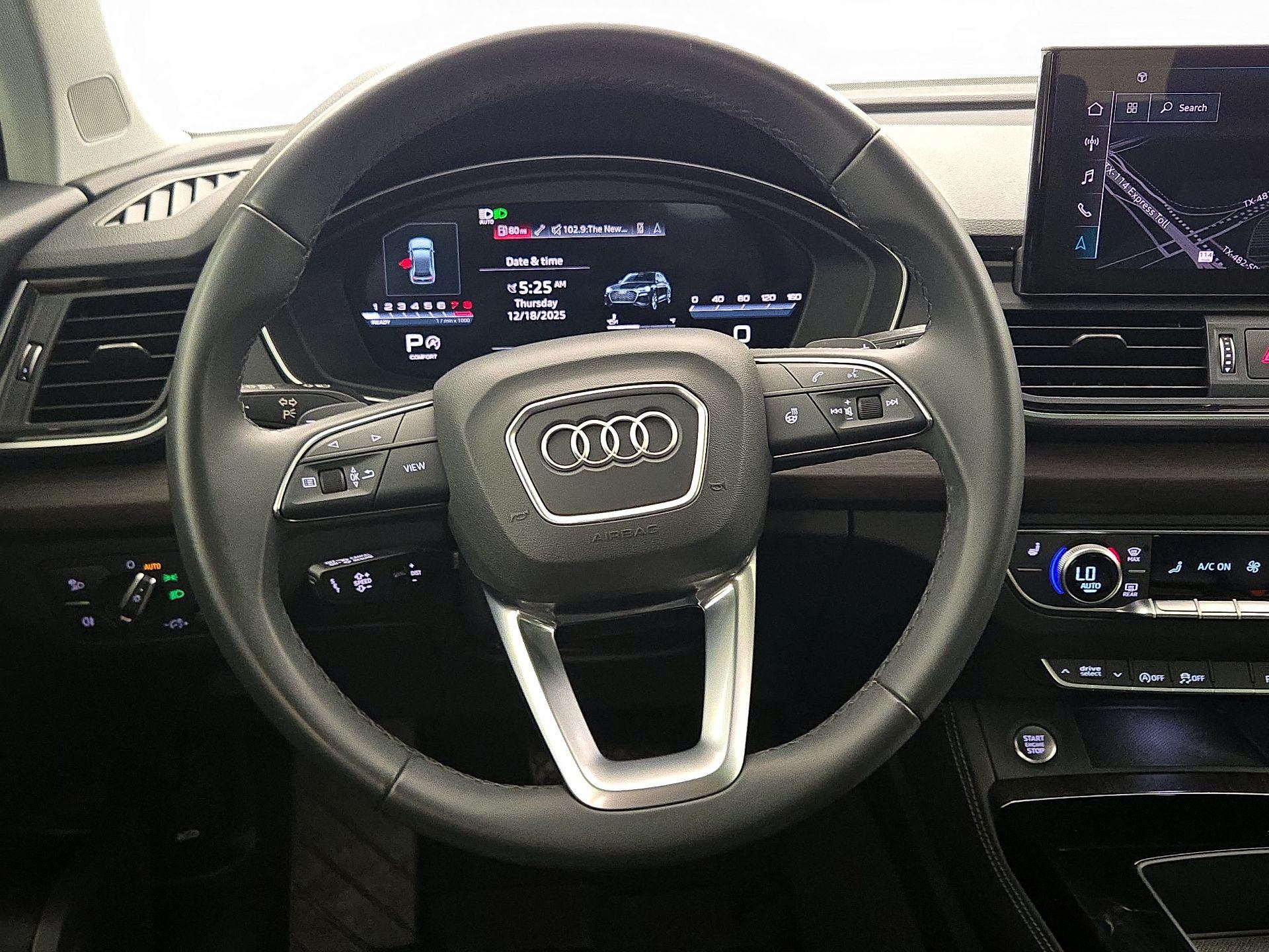 Thumbnail: 2023 Audi Q5 - 10