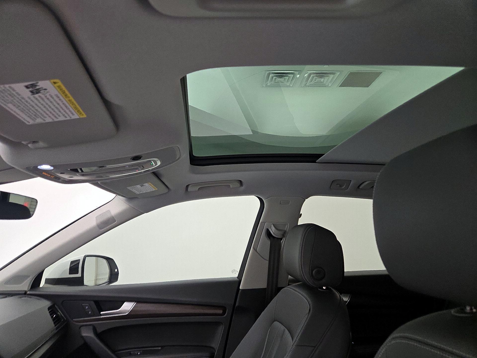 Thumbnail: 2023 Audi Q5 - 20