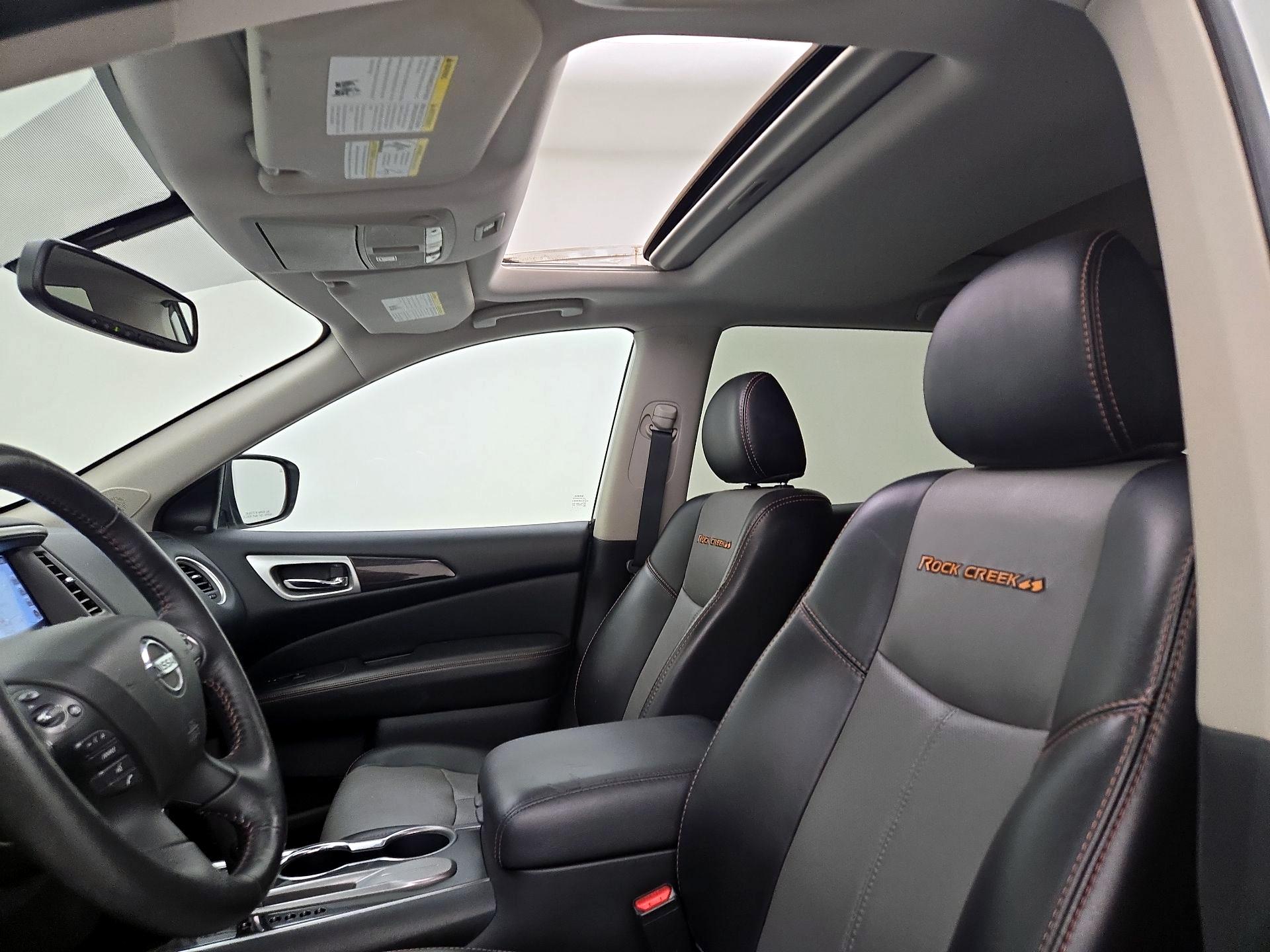 Thumbnail: 2020 Nissan Pathfinder - 20