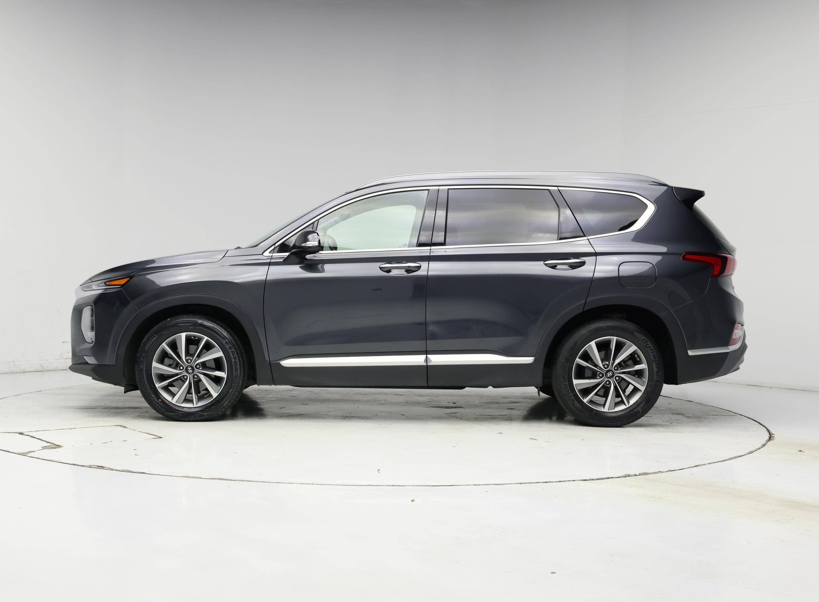 Thumbnail: 2020 Hyundai Santa Fe - 3