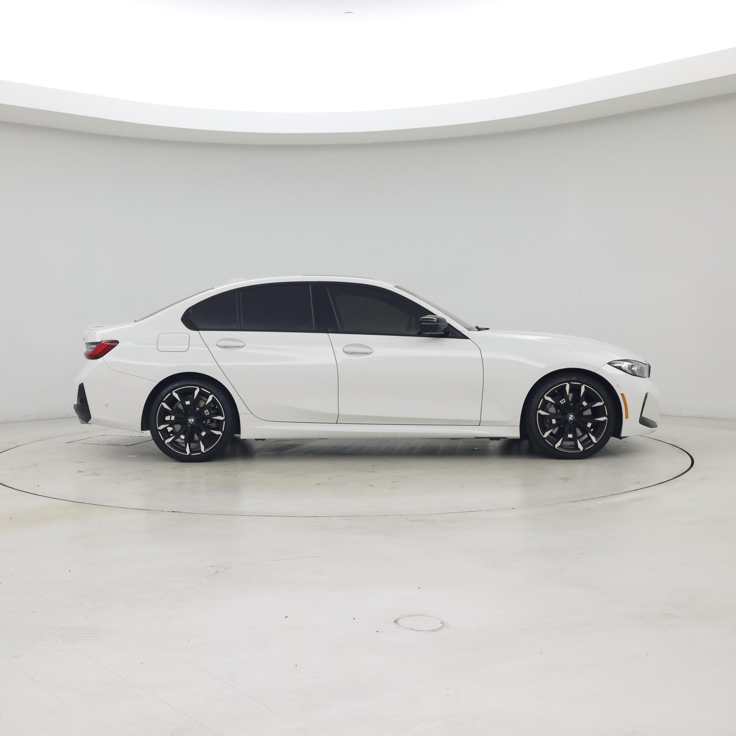 Thumbnail: 2025 BMW 3 Series - 7