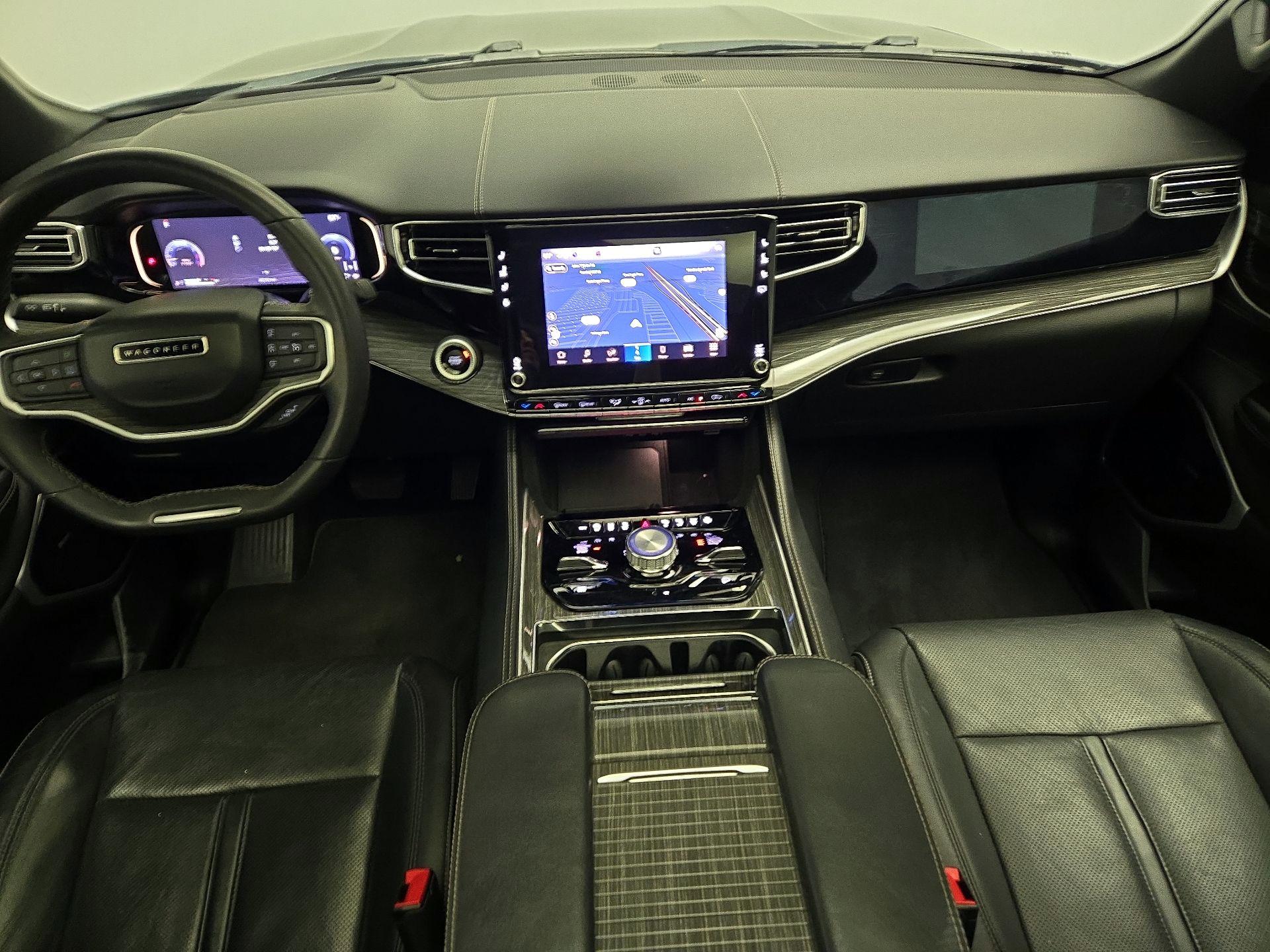 Thumbnail: 2022 Jeep Wagoneer - 9