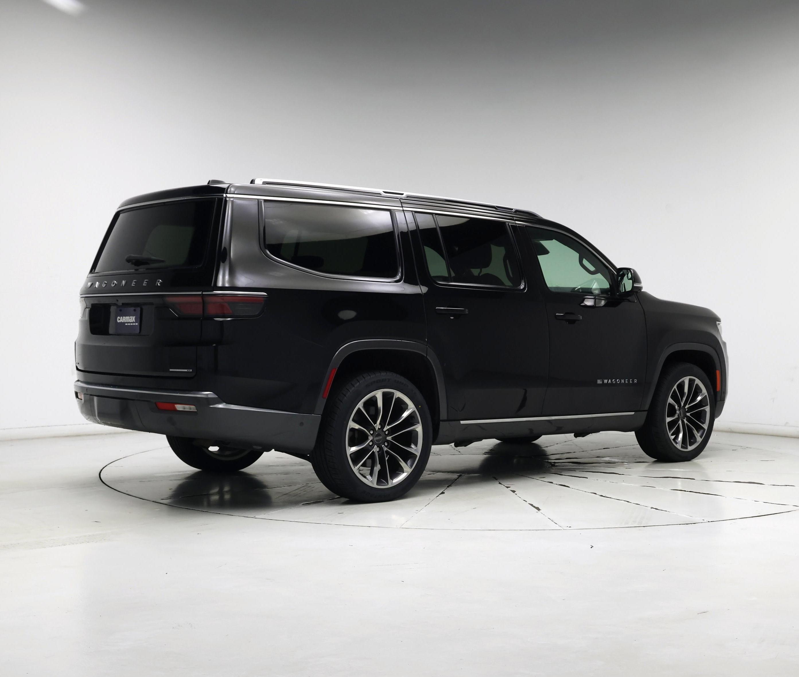 Thumbnail: 2022 Jeep Wagoneer - 8