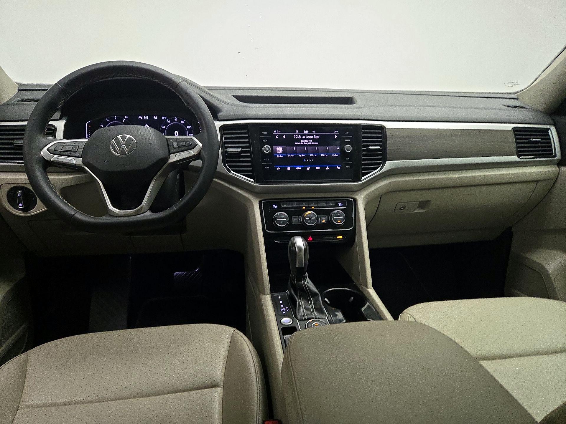 Thumbnail: 2022 Volkswagen Atlas - 9