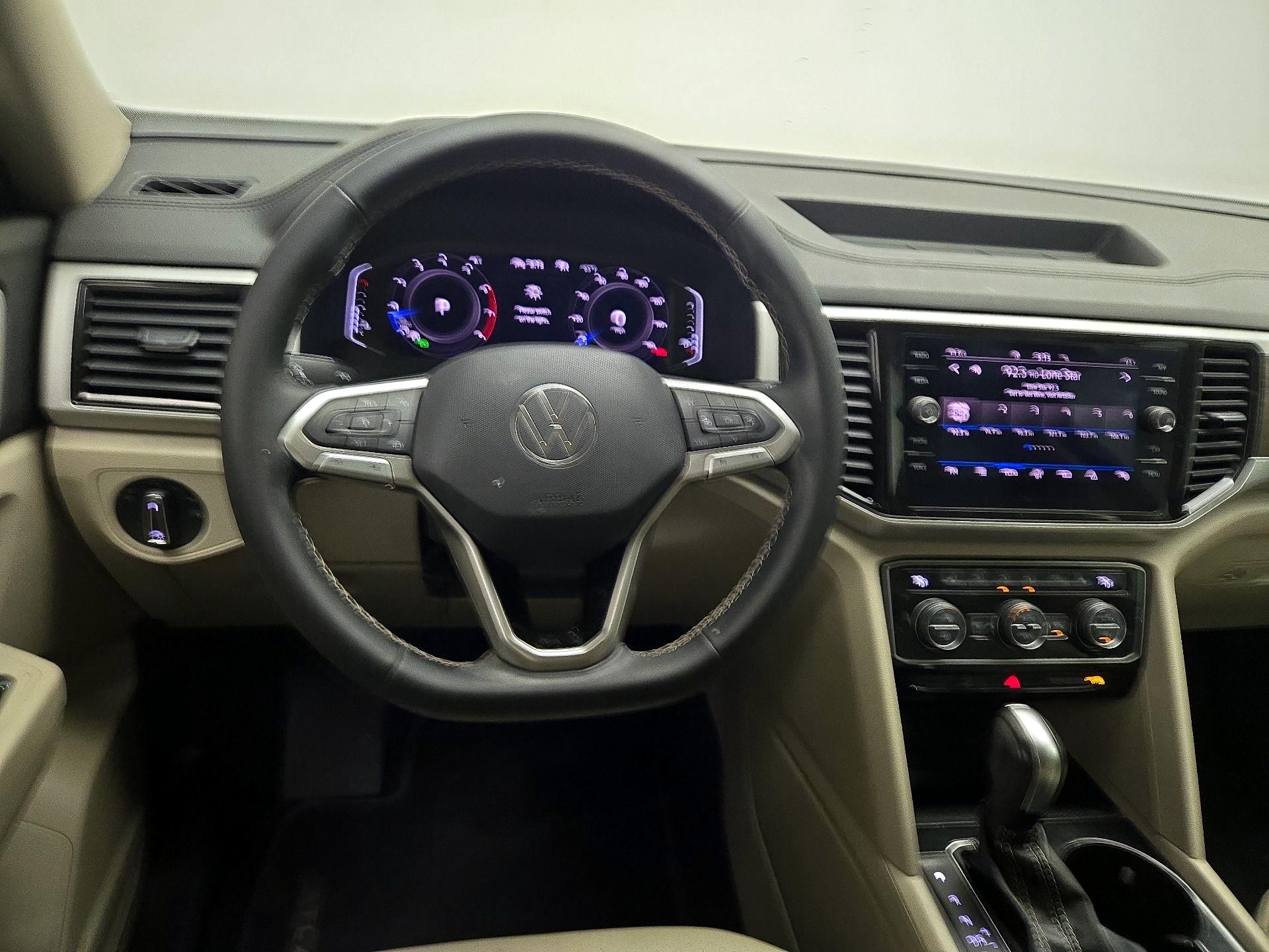 Thumbnail: 2022 Volkswagen Atlas - 10