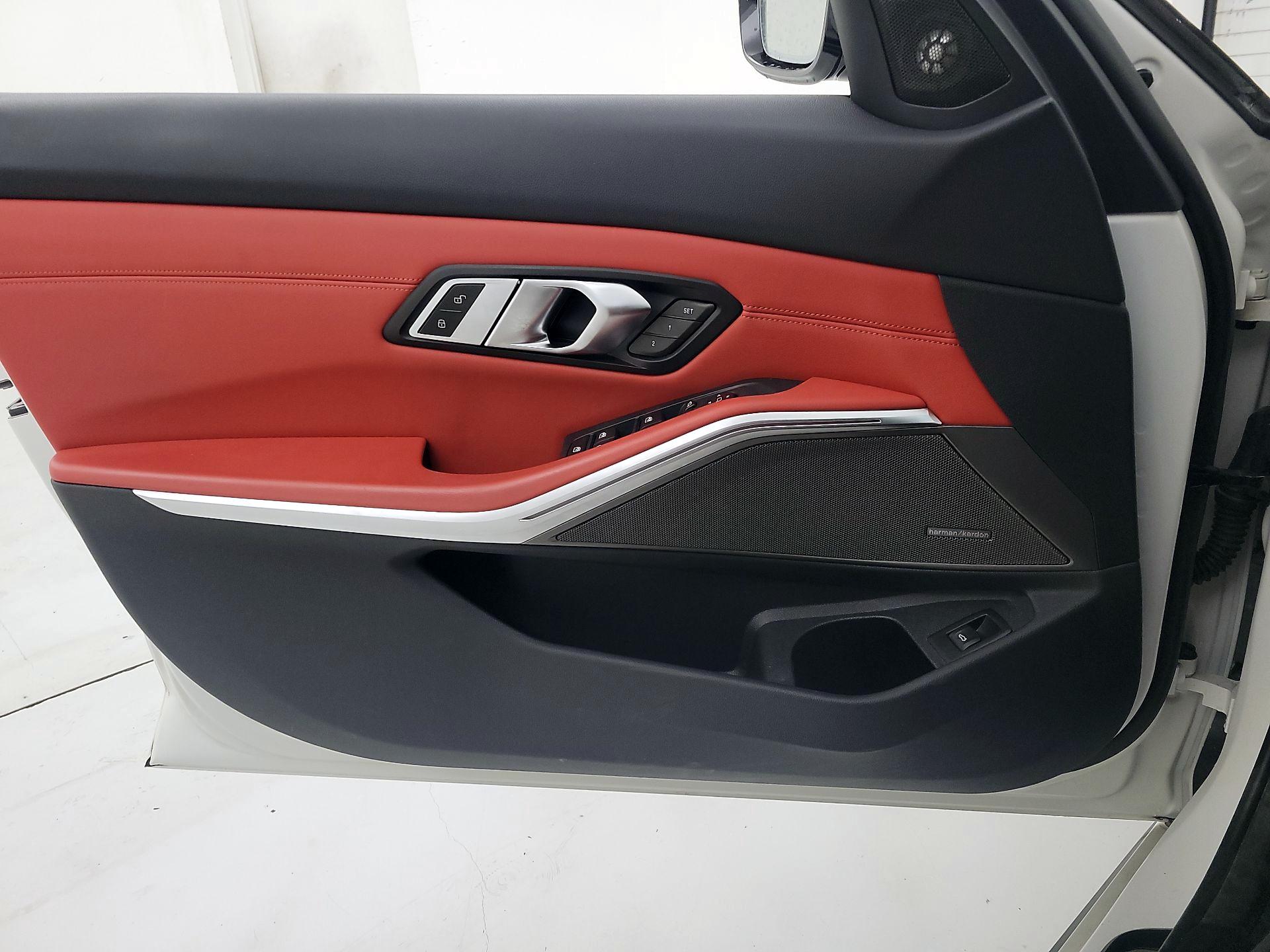 Thumbnail: 2023 BMW M3 - 12