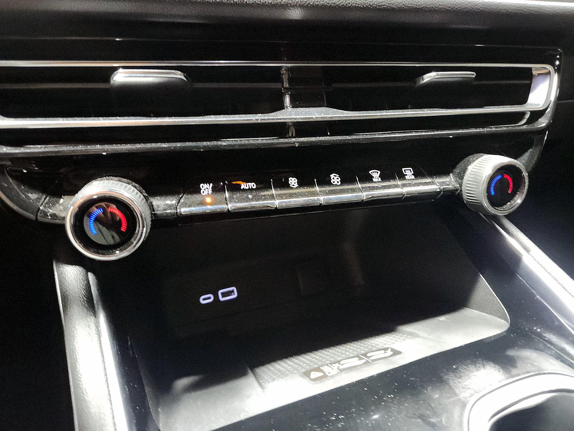 Thumbnail: 2025 Chevrolet Traverse - 14