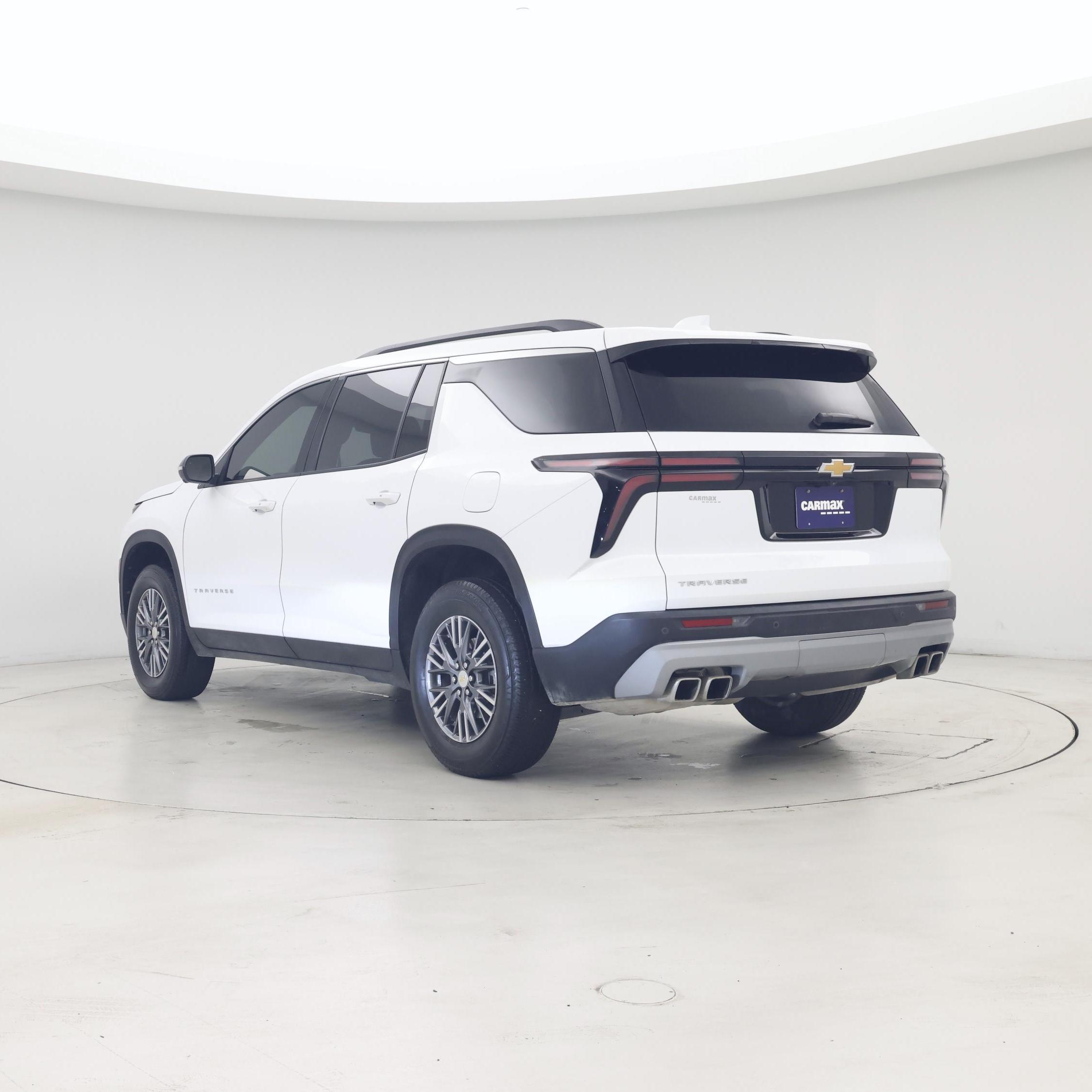 Thumbnail: 2025 Chevrolet Traverse - 2