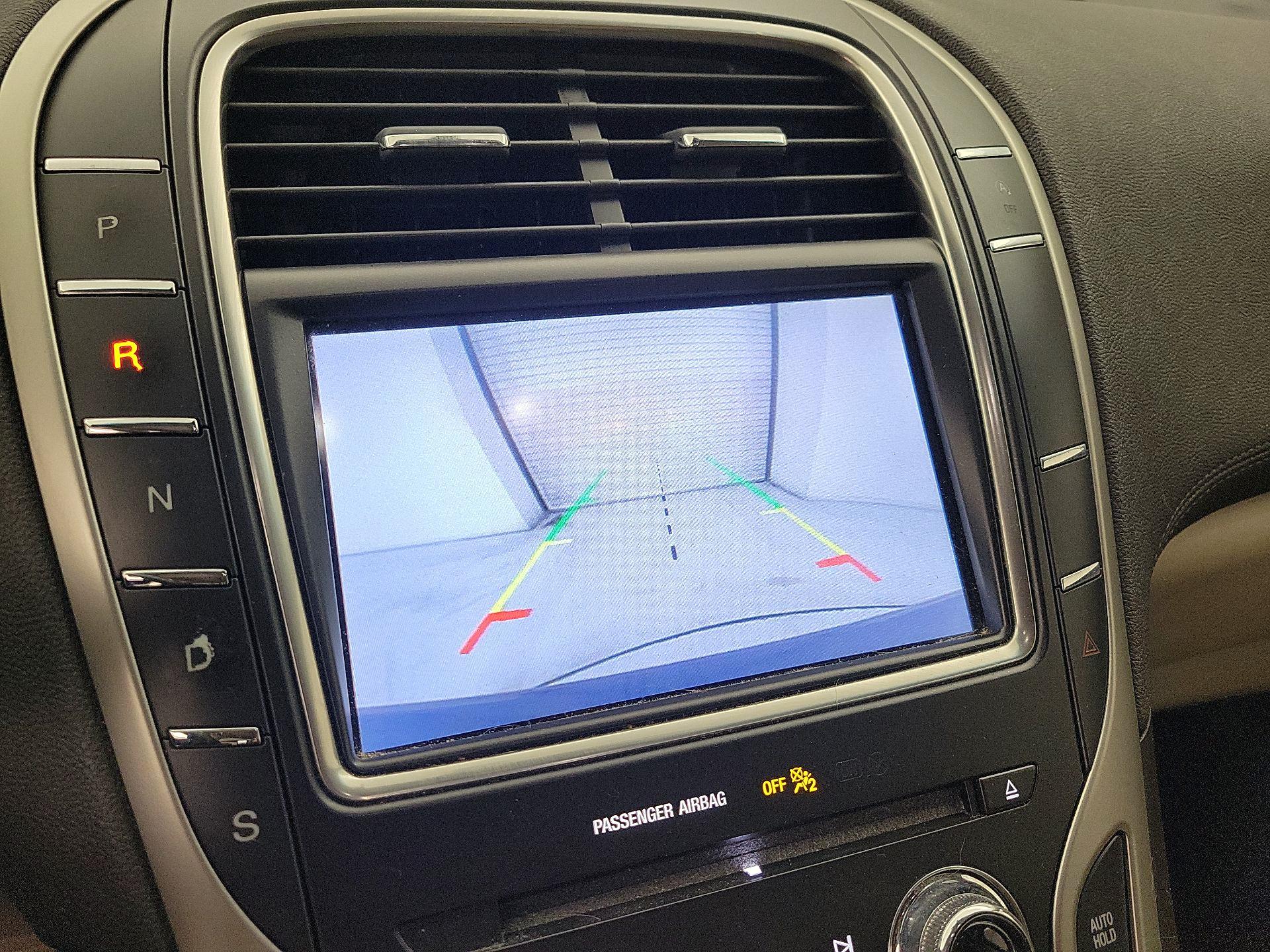 Thumbnail: 2020 Lincoln Nautilus - 13