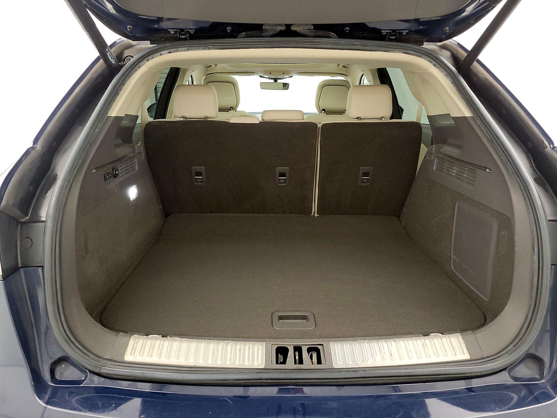 Thumbnail: 2020 Lincoln Nautilus - 20