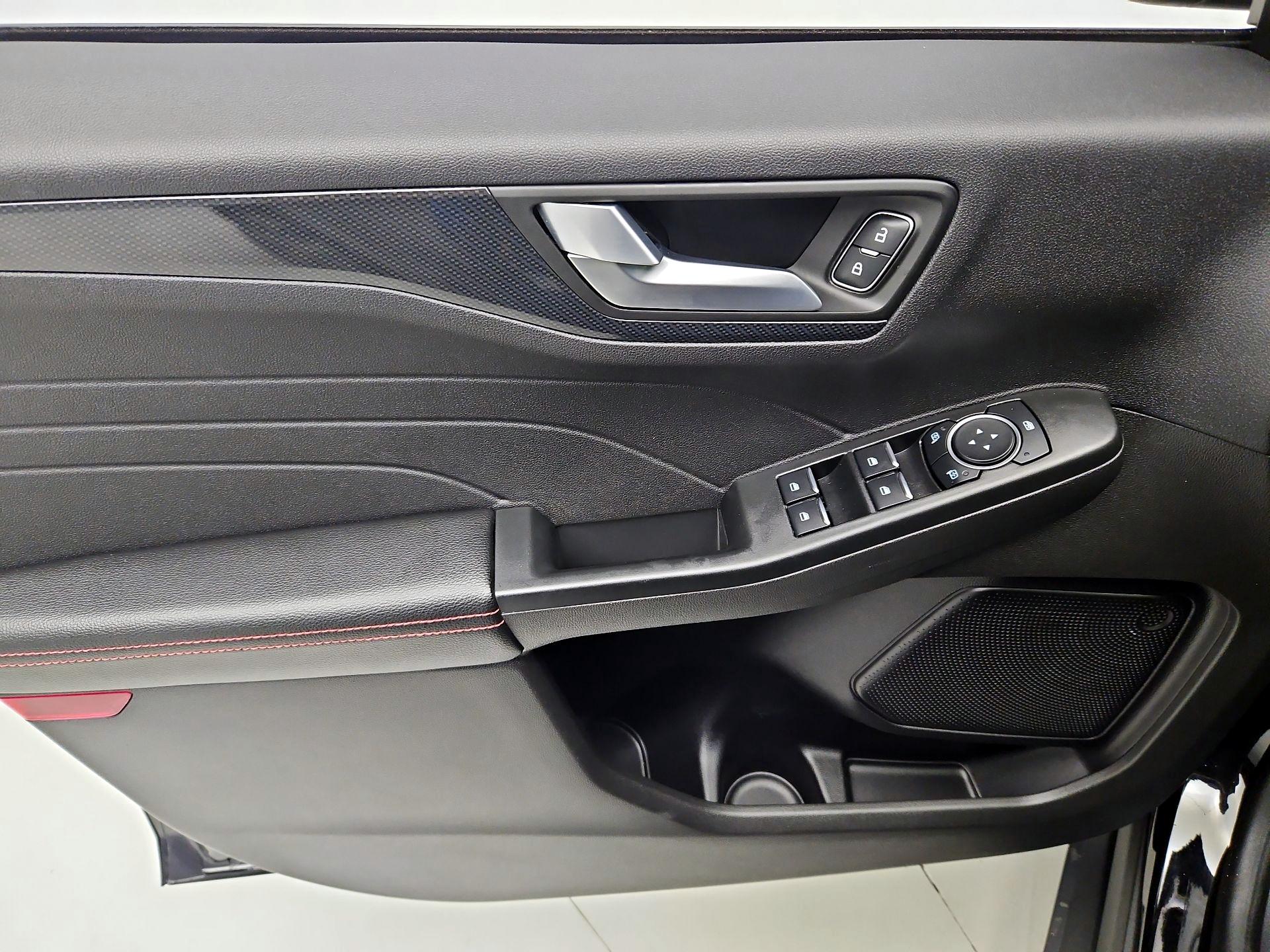 Thumbnail: 2023 Ford Escape - 12