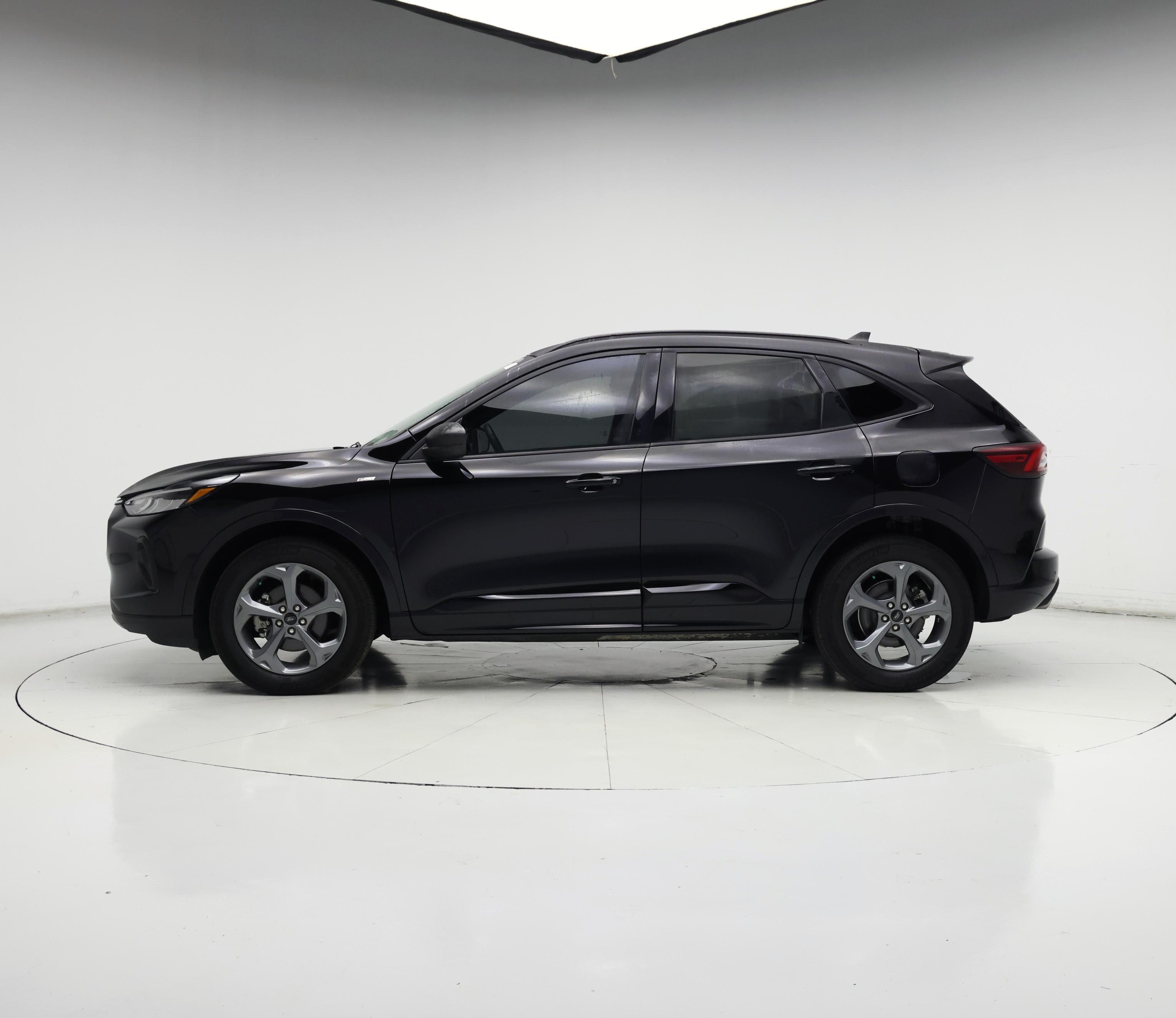 Thumbnail: 2023 Ford Escape - 3