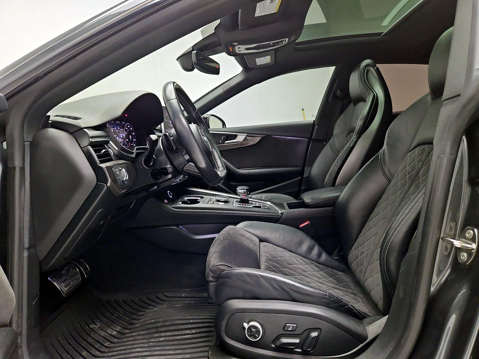 Thumbnail: 2019 Audi S5 - 11