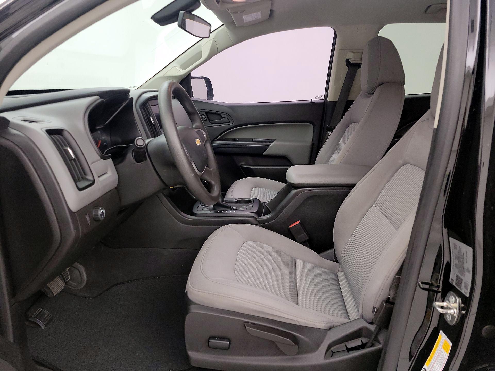 Thumbnail: 2022 Chevrolet Colorado - 9