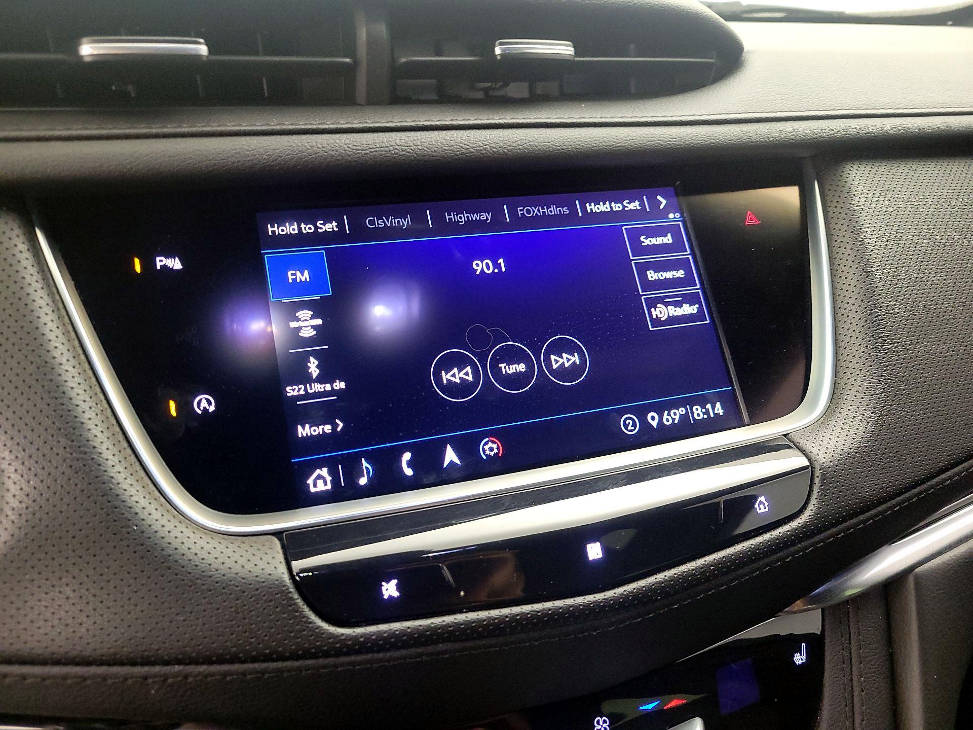 Thumbnail: 2020 Cadillac XT5 - 16