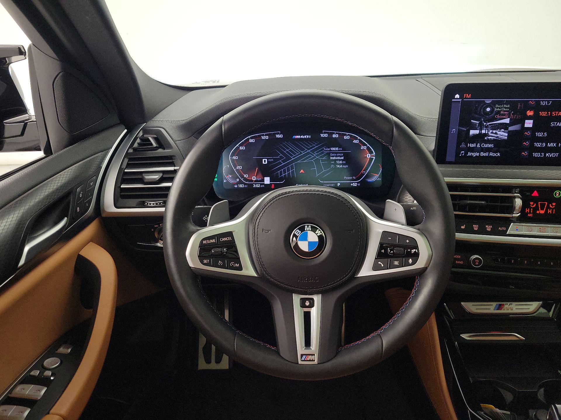 Thumbnail: 2025 BMW X4 - 10