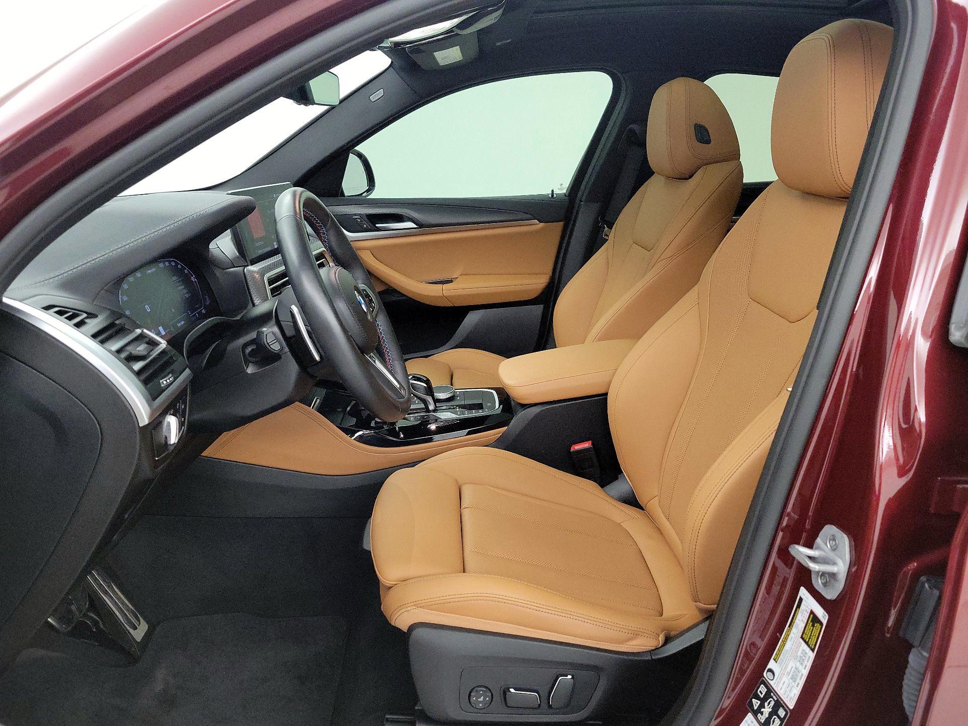 Thumbnail: 2025 BMW X4 - 11