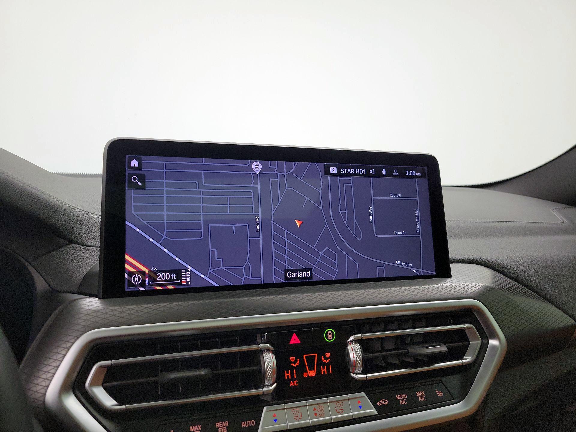 Thumbnail: 2025 BMW X4 - 14