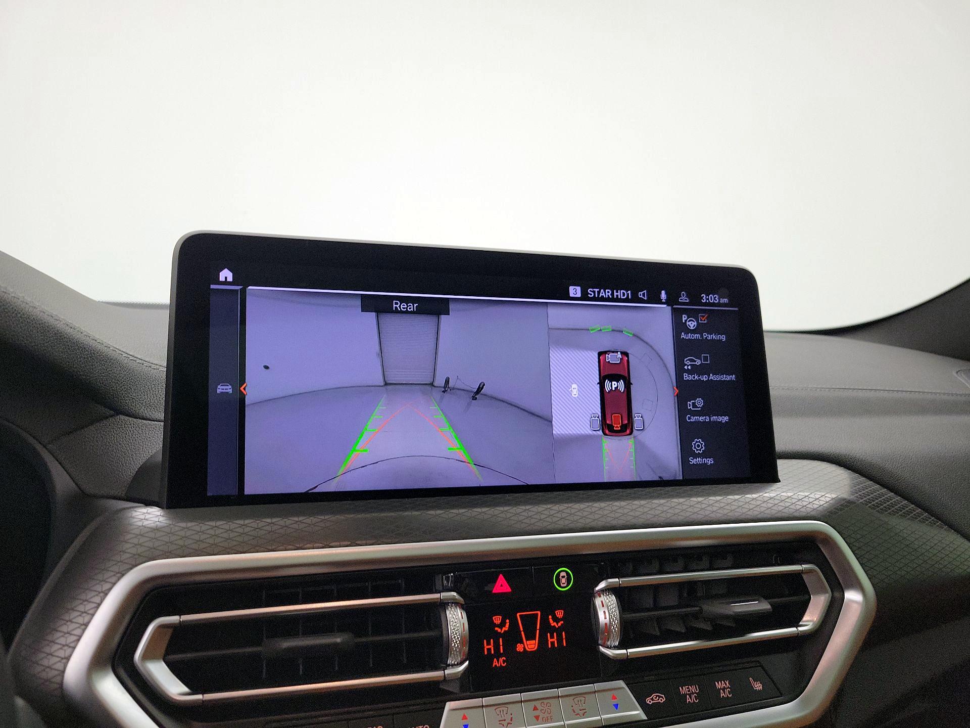 Thumbnail: 2025 BMW X4 - 15