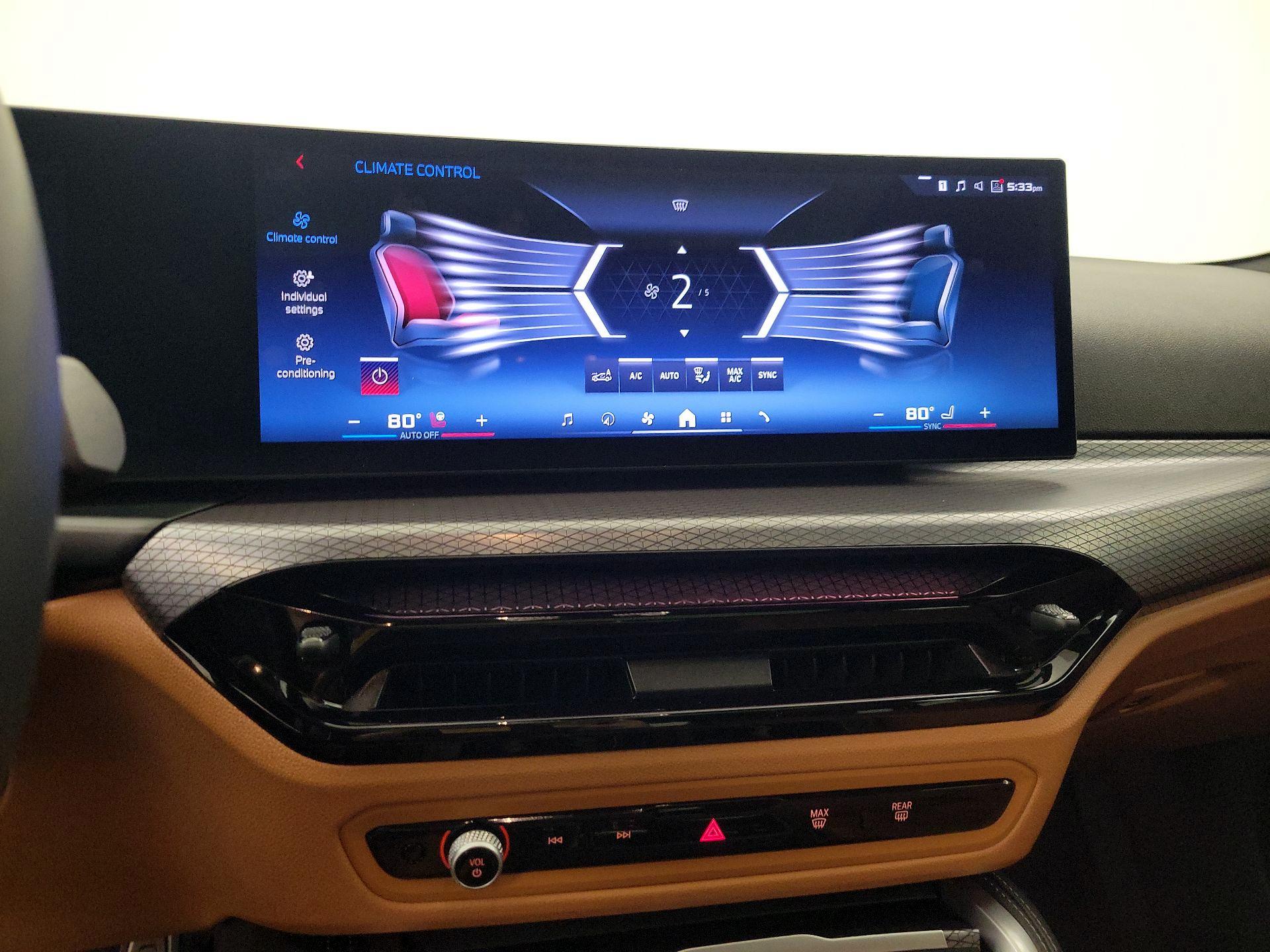 Thumbnail: 2025 BMW 4 Series - 16