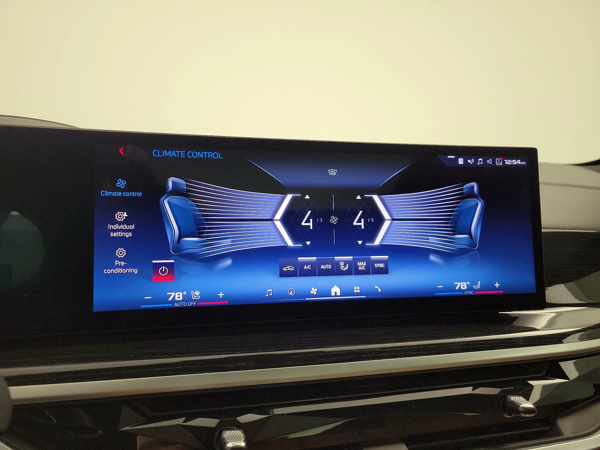 Thumbnail: 2025 BMW X5 - 17