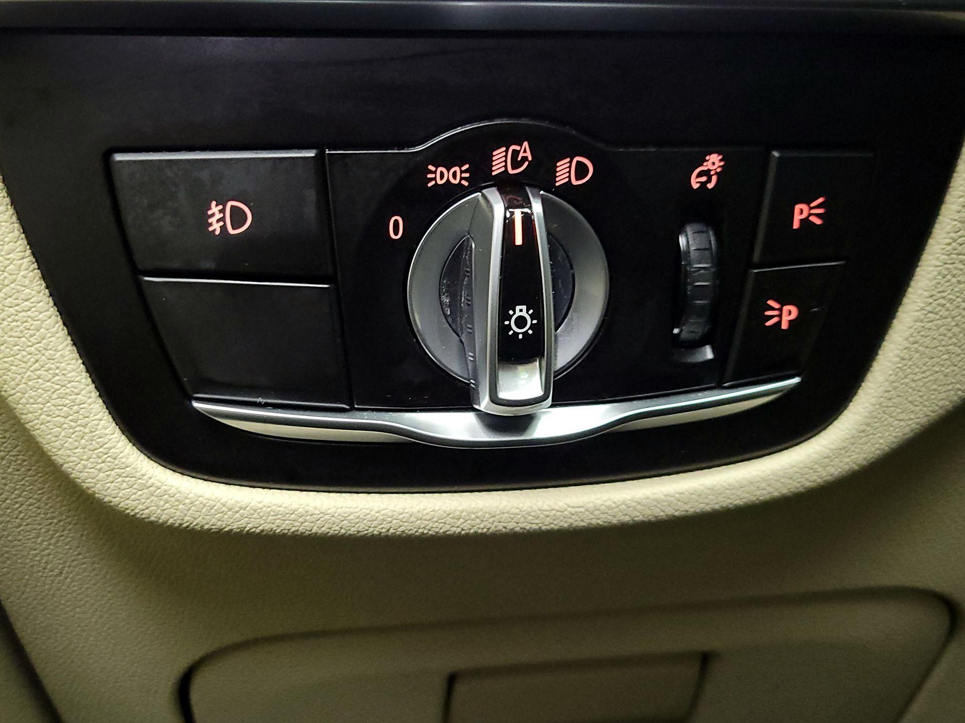 Thumbnail: 2019 BMW X3 - 13