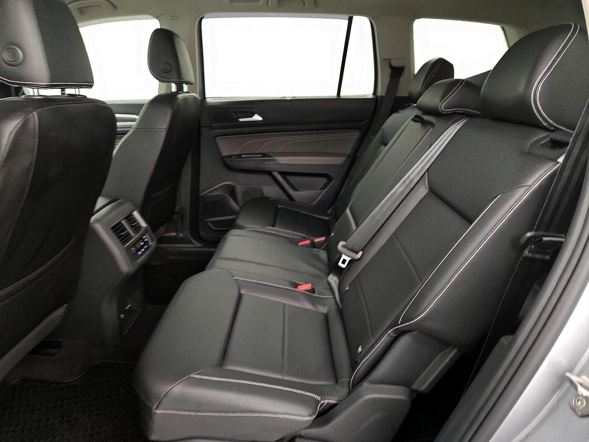 Thumbnail: 2022 Volkswagen Atlas - 20