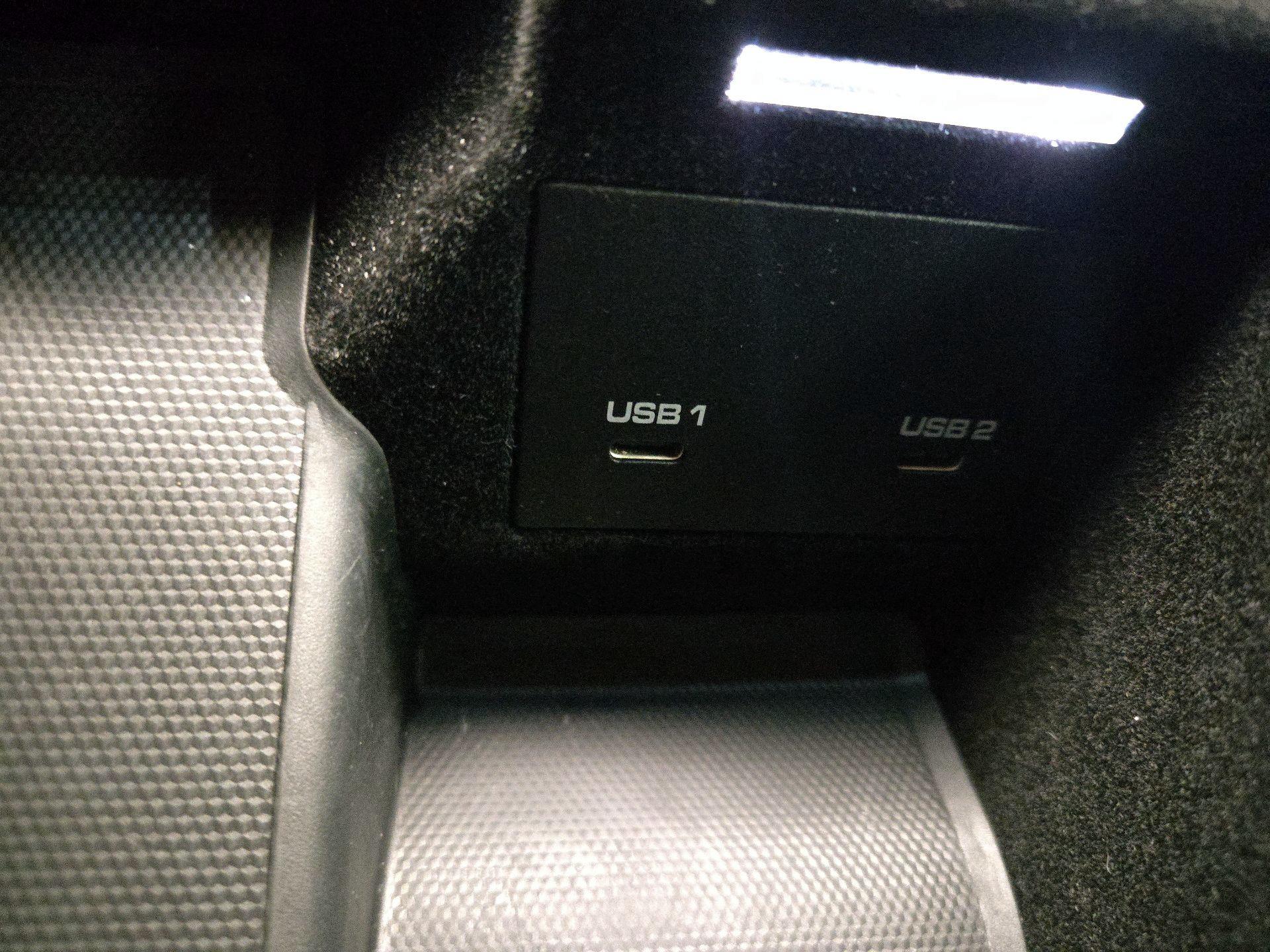 Thumbnail: 2022 Porsche Cayenne - 19