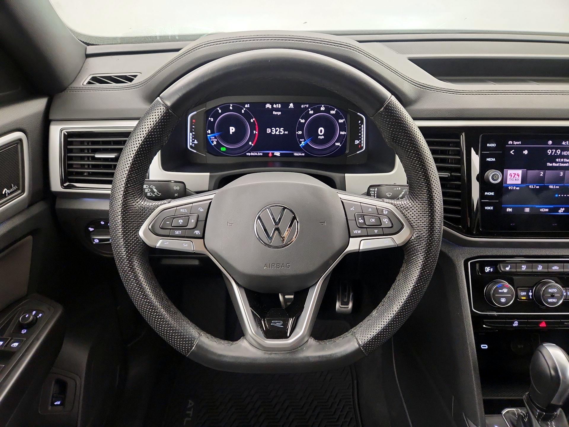 Thumbnail: 2023 Volkswagen Atlas - 10