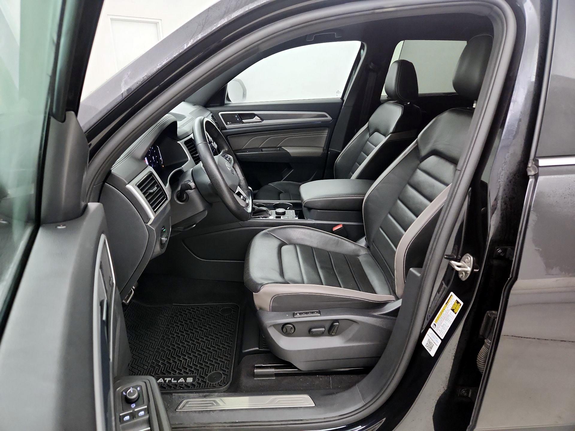 Thumbnail: 2023 Volkswagen Atlas - 11