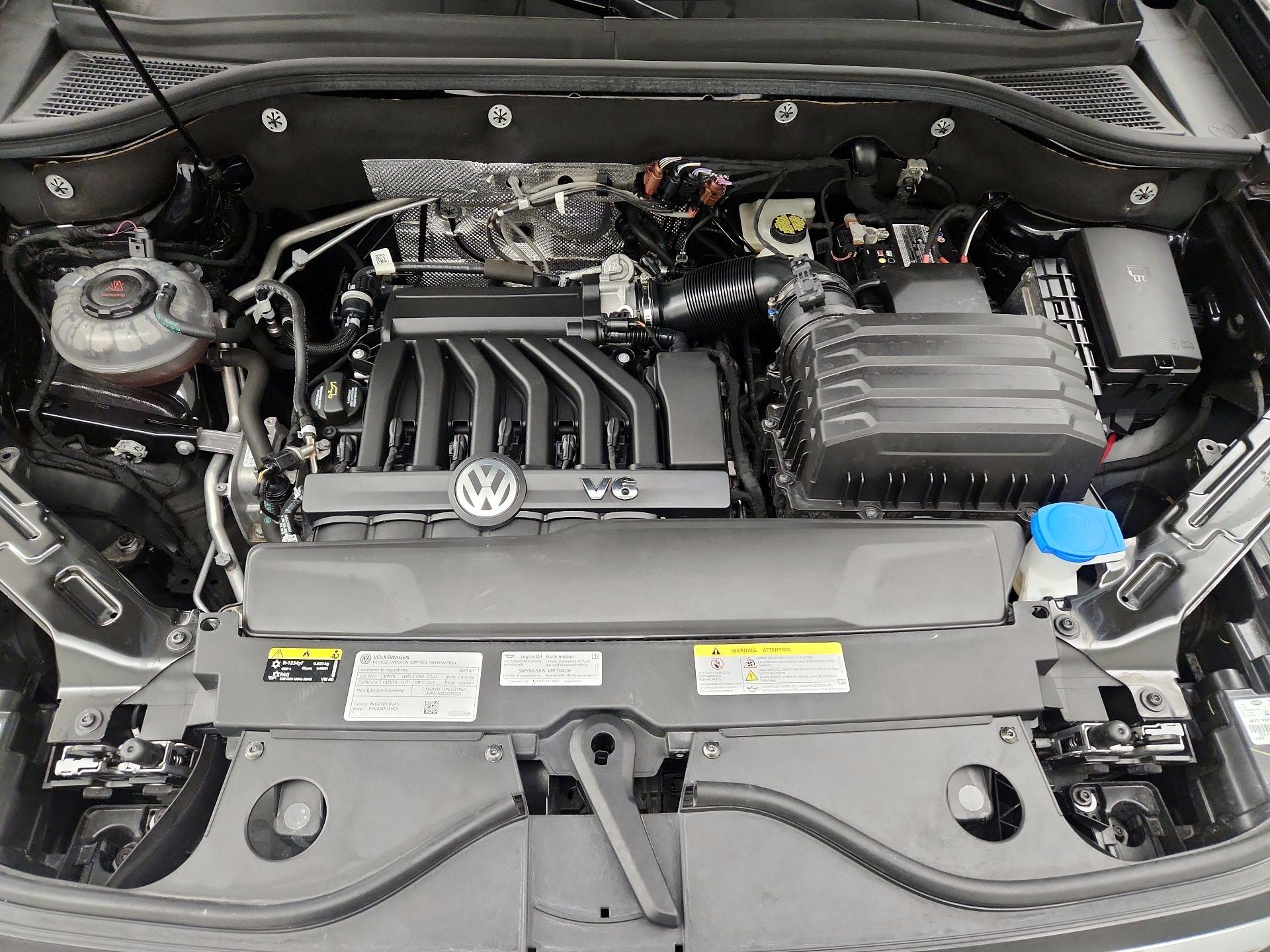 Thumbnail: 2023 Volkswagen Atlas - 17