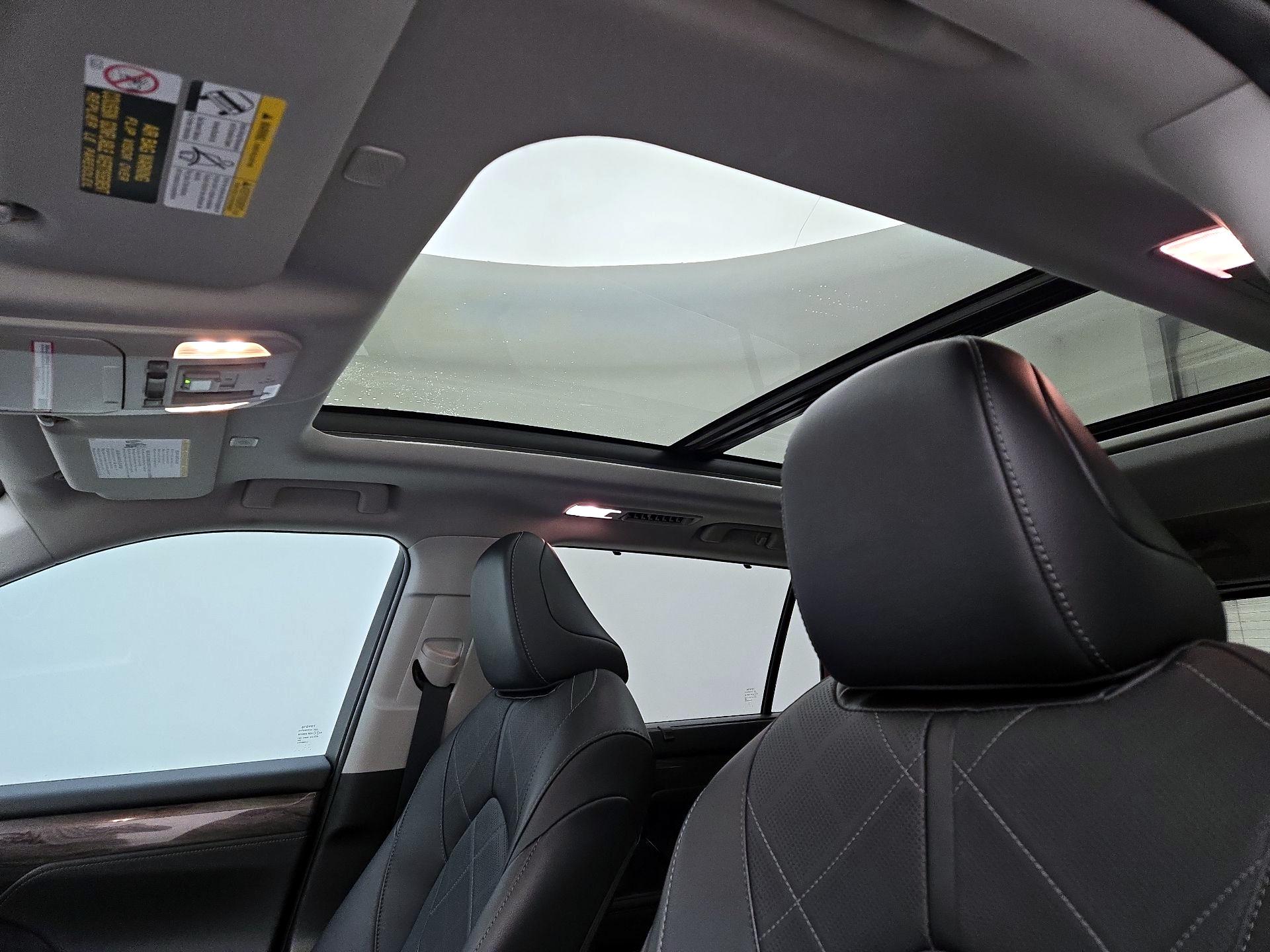 Thumbnail: 2023 Toyota Highlander - 19