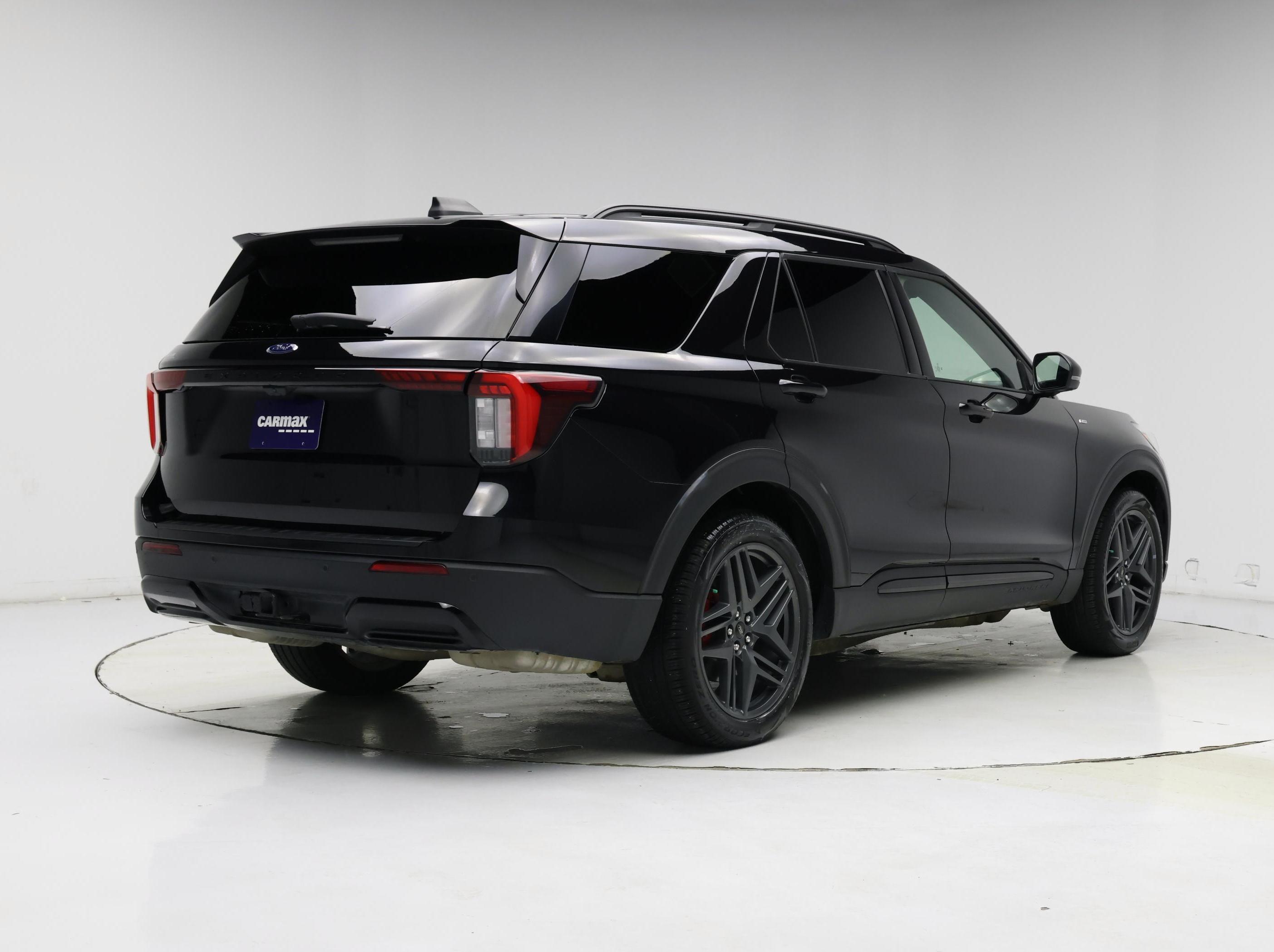 Thumbnail: 2025 Ford Explorer - 8