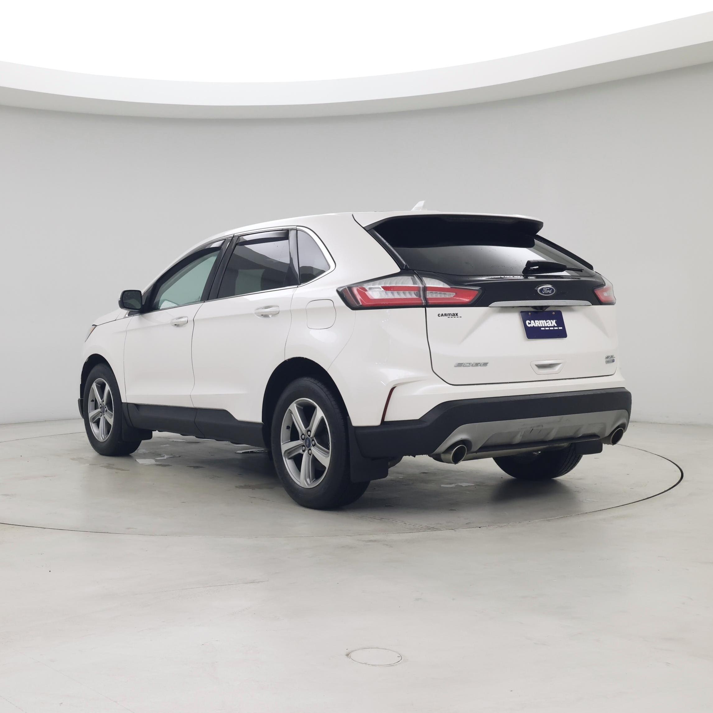 Thumbnail: 2019 Ford Edge - 2