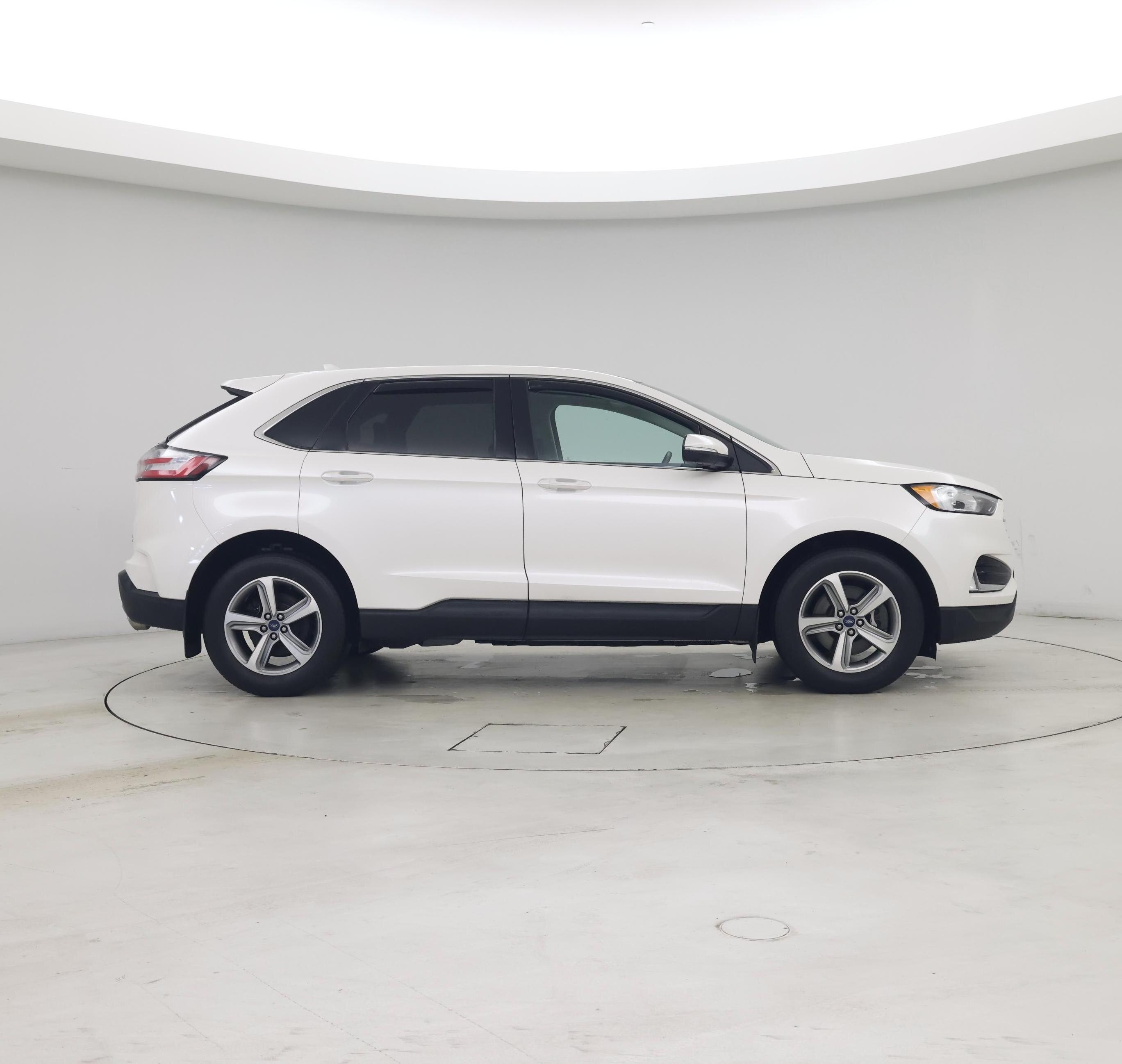 Thumbnail: 2019 Ford Edge - 7