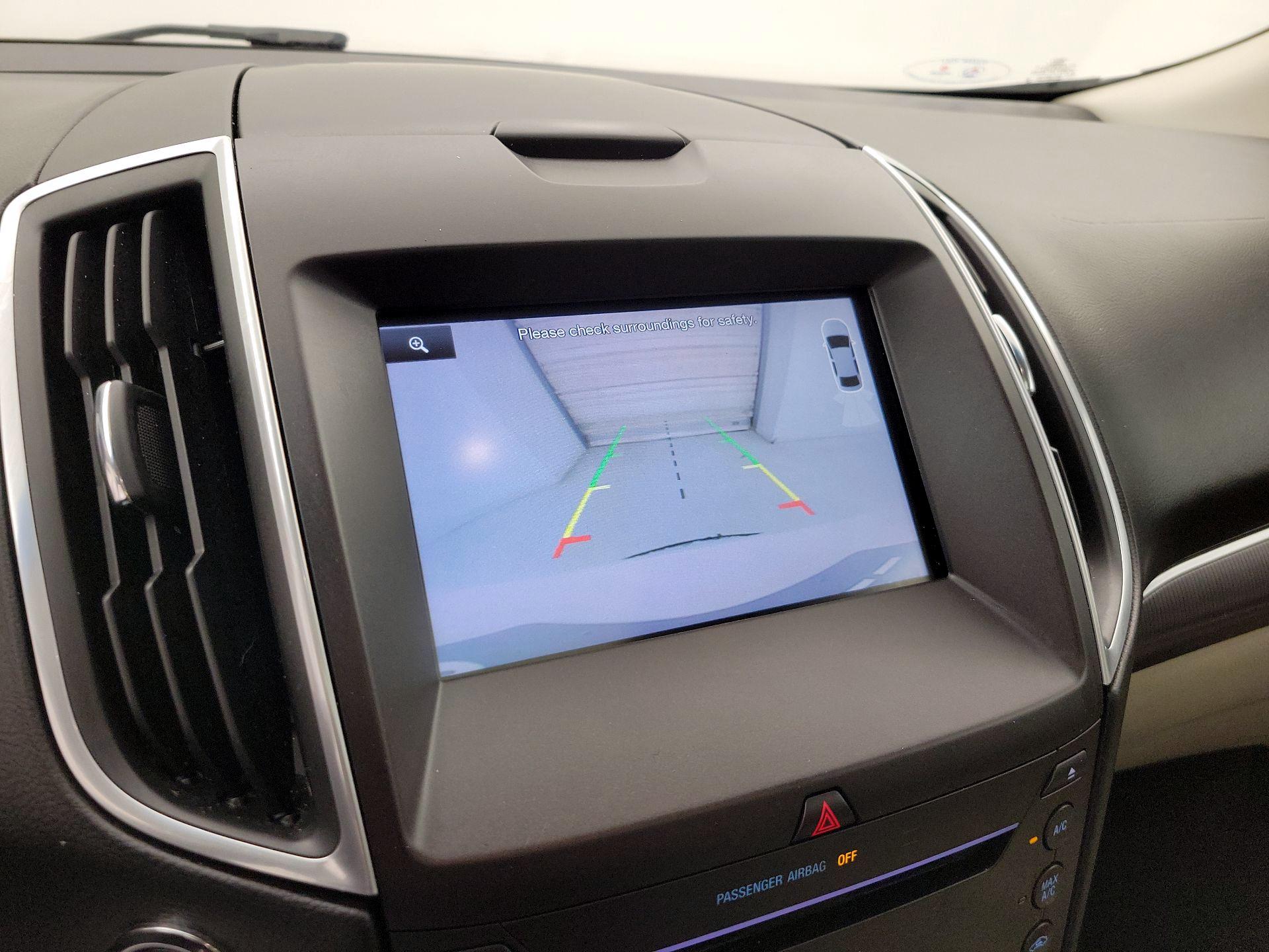 Thumbnail: 2015 Ford Edge - 14