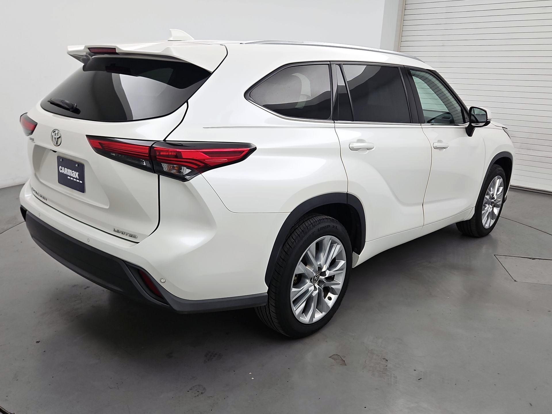 Thumbnail: 2020 Toyota Highlander - 5
