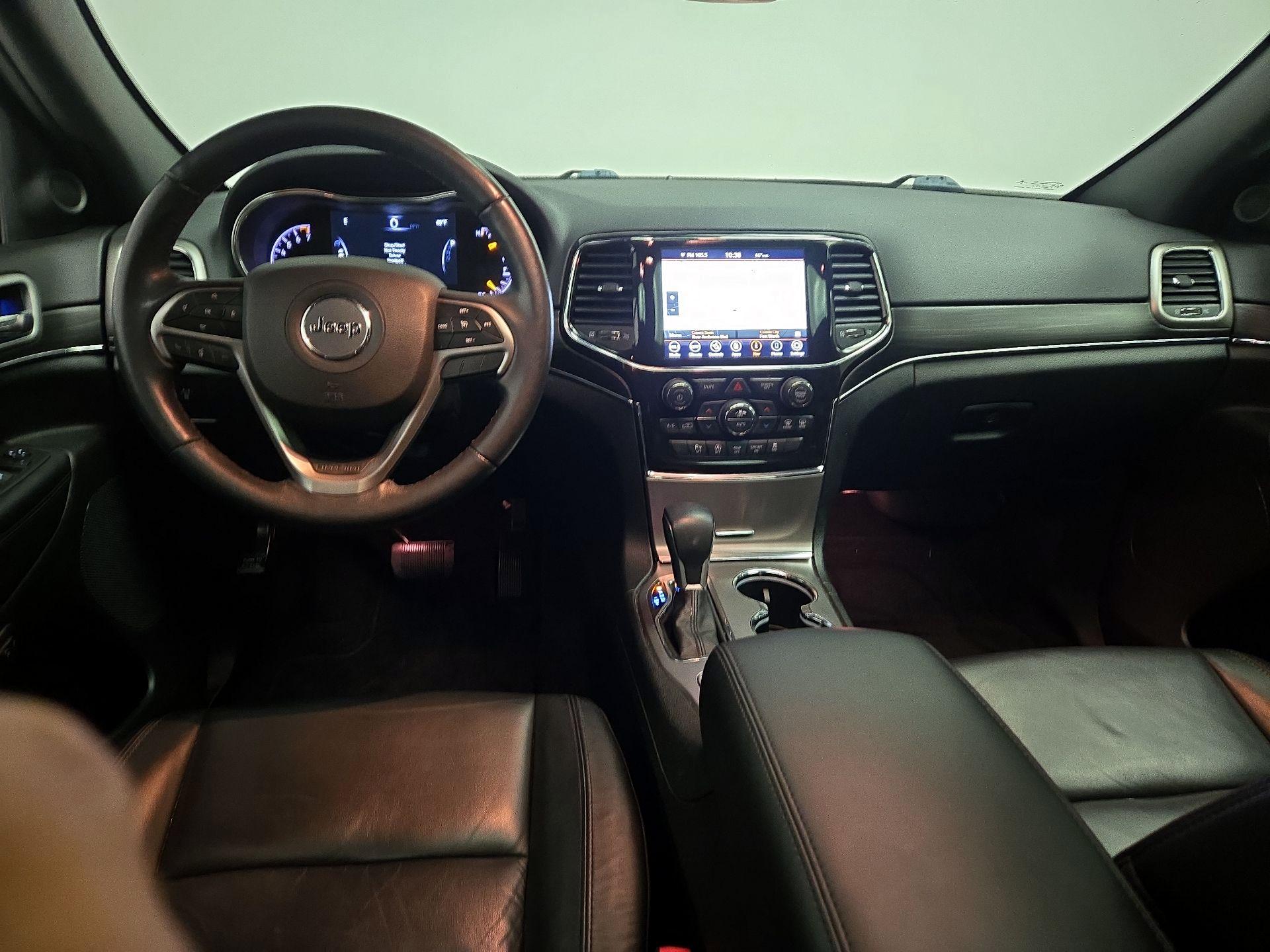 Thumbnail: 2022 Jeep Grand Cherokee - 9