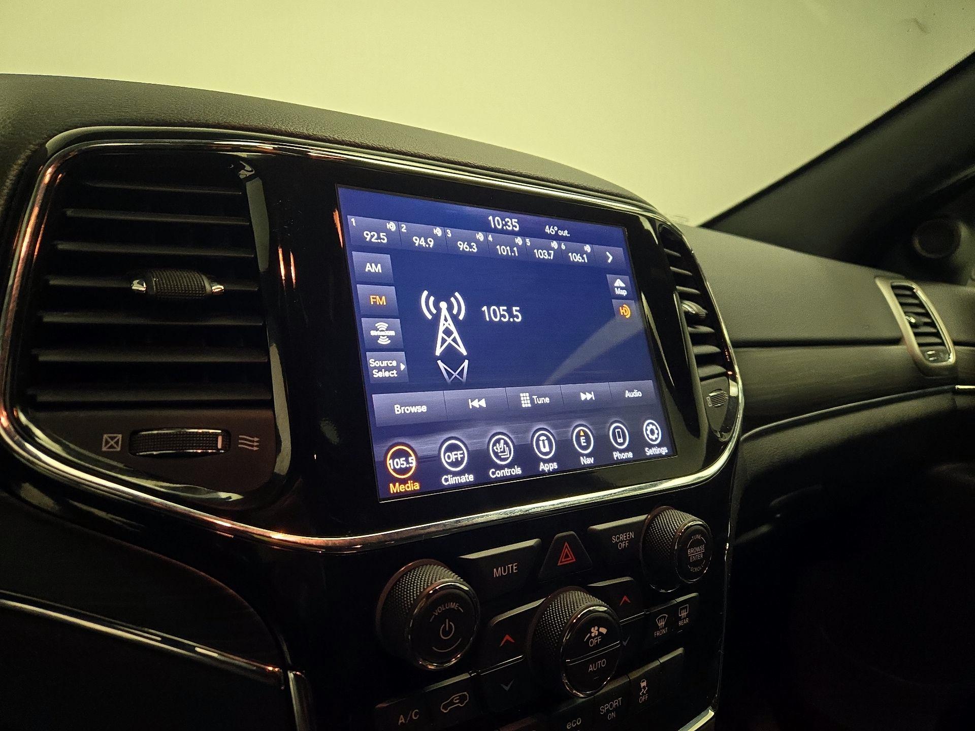 Thumbnail: 2022 Jeep Grand Cherokee - 15