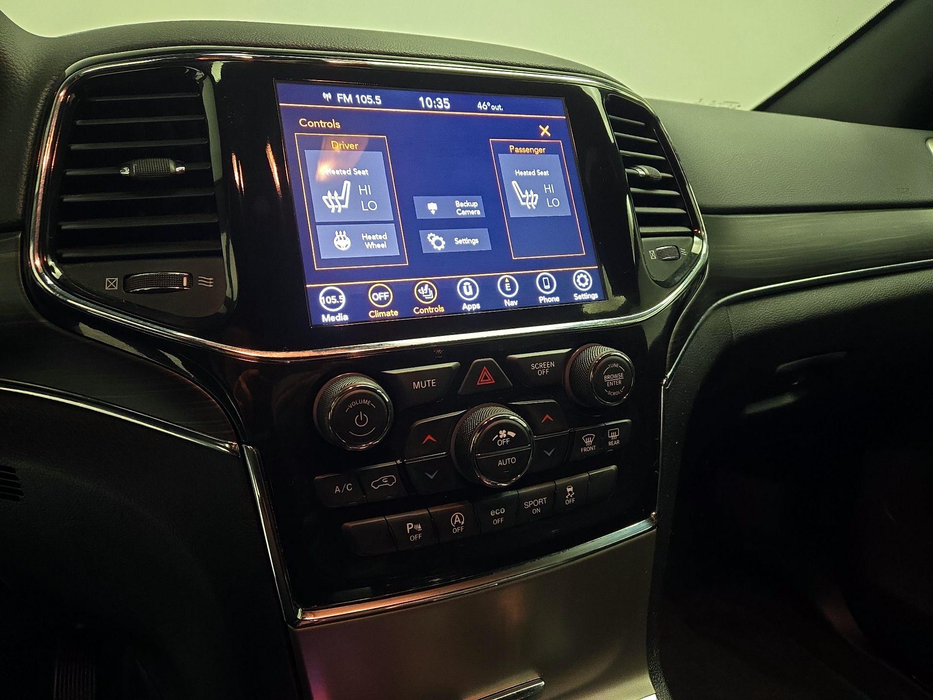 Thumbnail: 2022 Jeep Grand Cherokee - 16