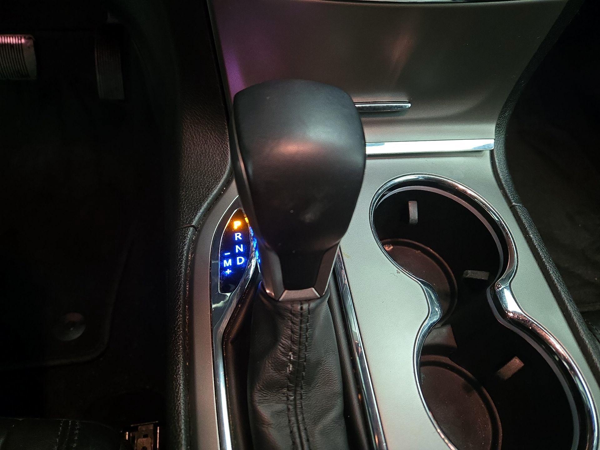 Thumbnail: 2022 Jeep Grand Cherokee - 17