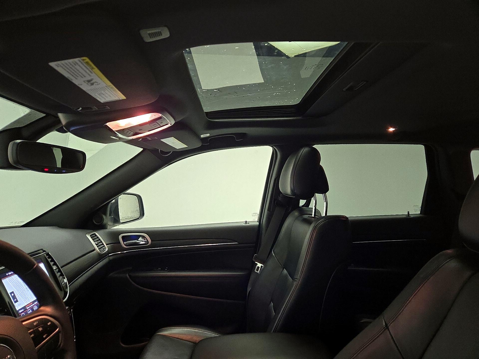 Thumbnail: 2022 Jeep Grand Cherokee - 19