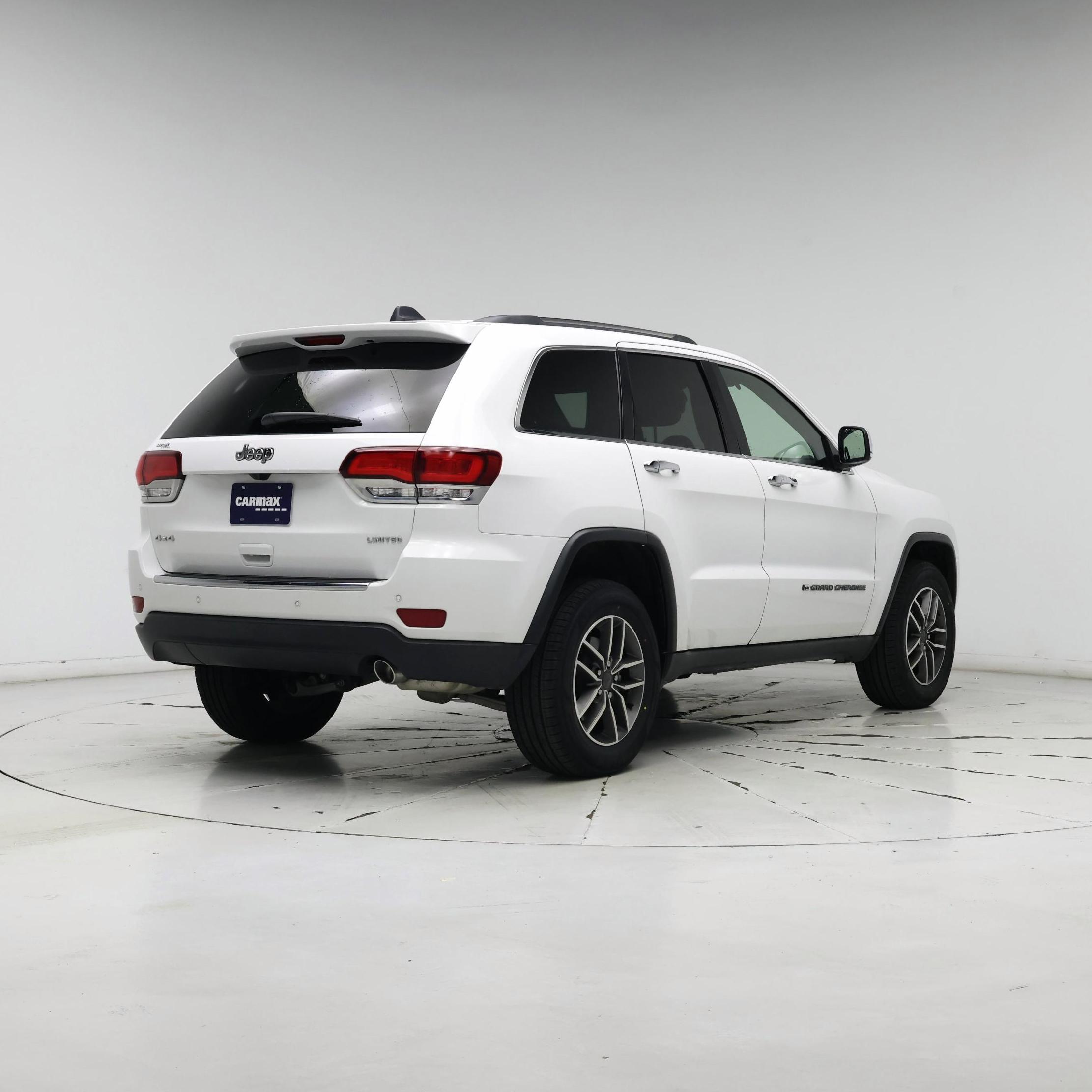 Thumbnail: 2022 Jeep Grand Cherokee - 8
