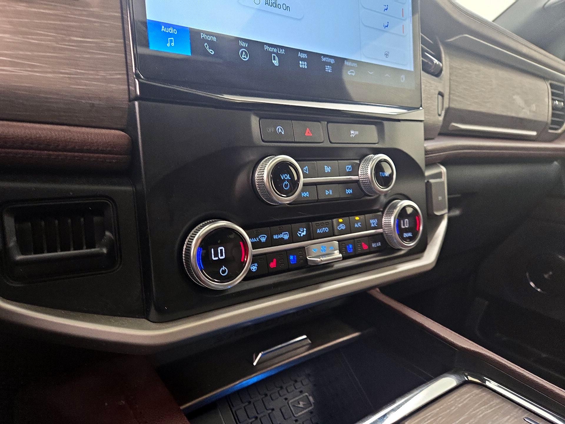 Thumbnail: 2024 Ford Expedition MAX - 17