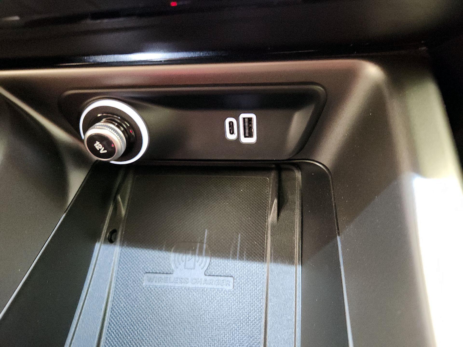 Thumbnail: 2024 Dodge Hornet - 19