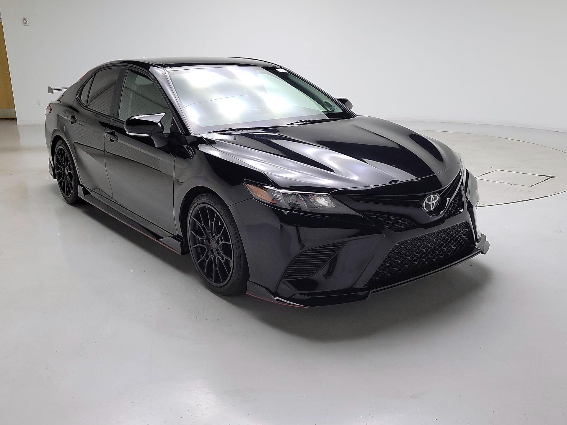 Thumbnail: 2022 Toyota Camry - 1