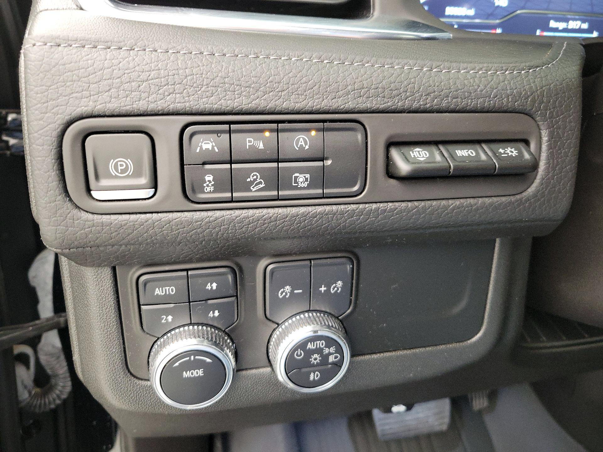 Thumbnail: 2023 GMC Yukon - 13