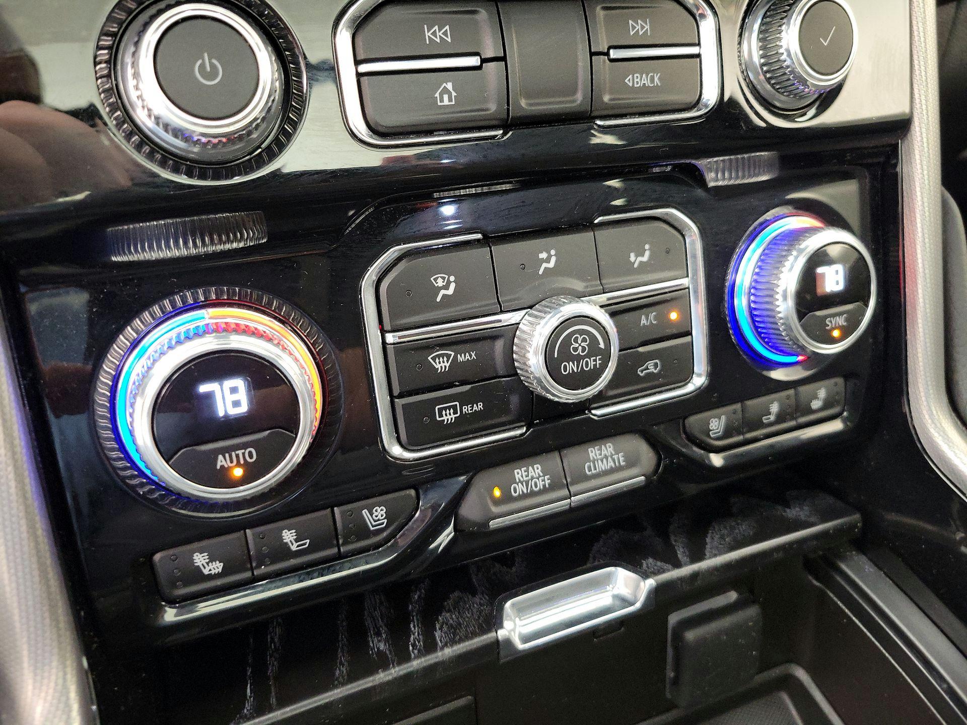 Thumbnail: 2023 GMC Yukon - 17