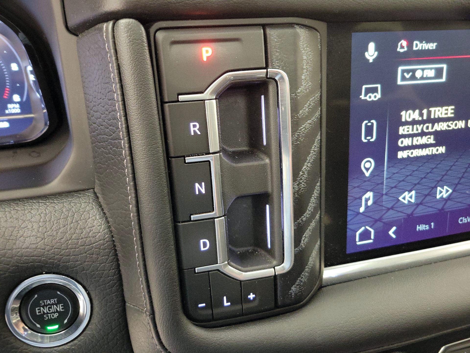 Thumbnail: 2023 GMC Yukon - 18