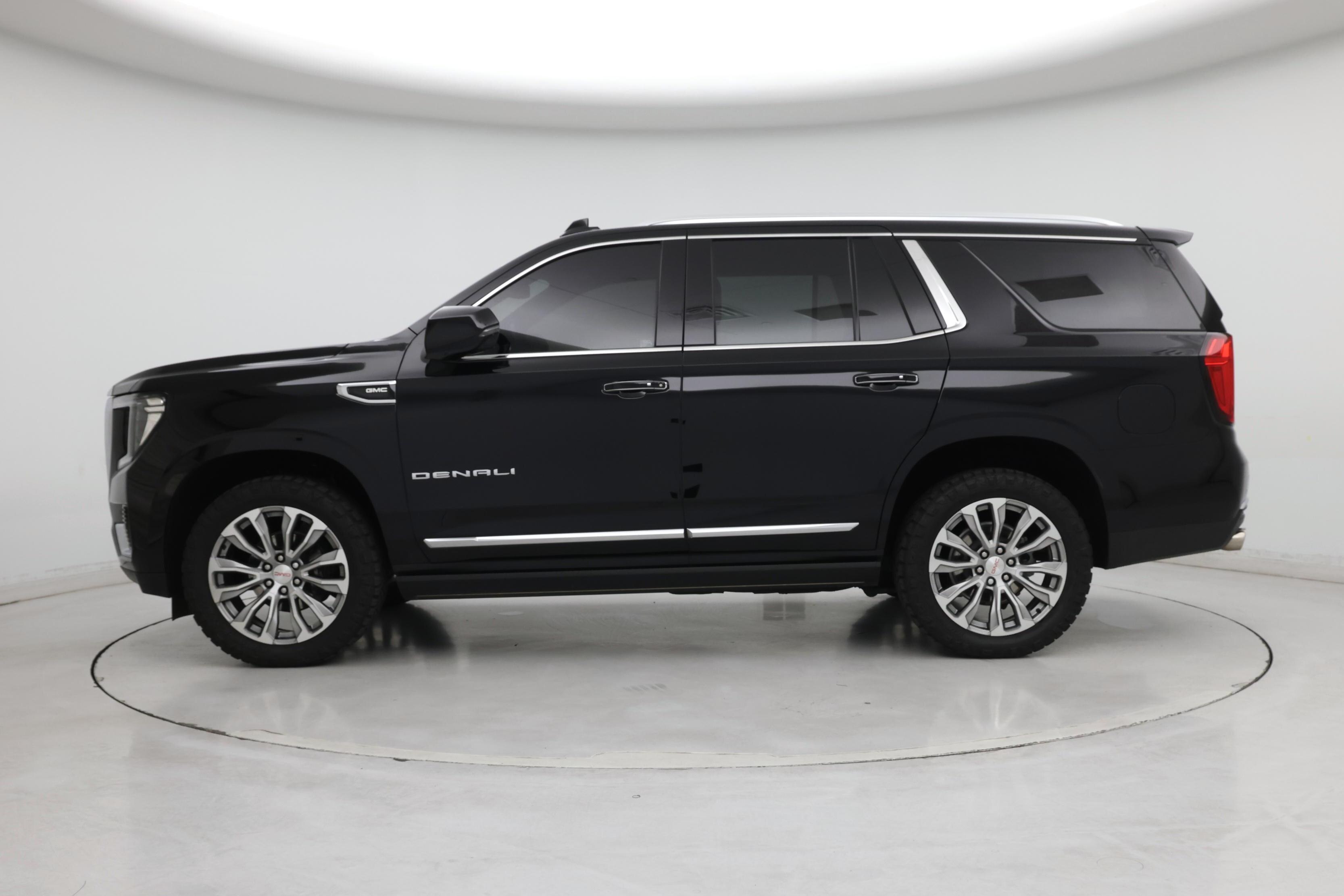 Thumbnail: 2023 GMC Yukon - 3